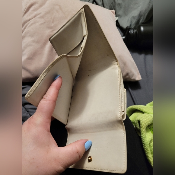 SALE Authentic Louis Vuitton Tan Vernis Women's Wallet - Picture 5 of 7